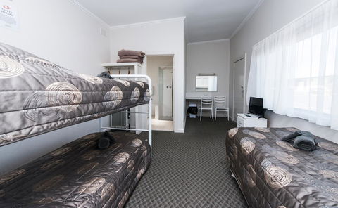 Blue Lake Motel - Accommodation Asia 9