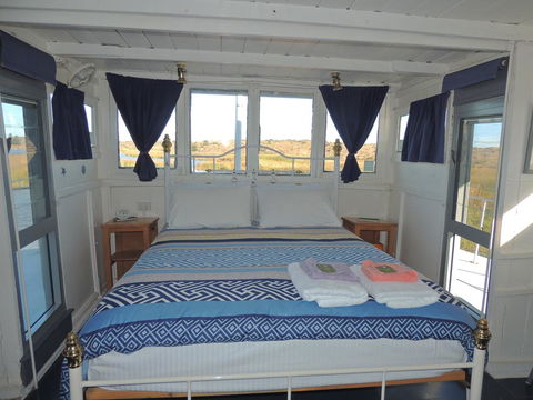 PS Federal Retreat Paddle Steamer Goolwa - Accommodation Asia 25