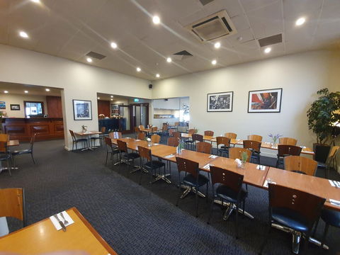 Pier Hotel Port Lincoln - Accommodation Asia 9