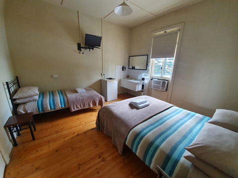 Pier Hotel Port Lincoln - Accommodation Asia 22