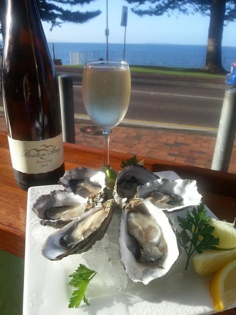 Pier Hotel Port Lincoln - Accommodation Asia 7