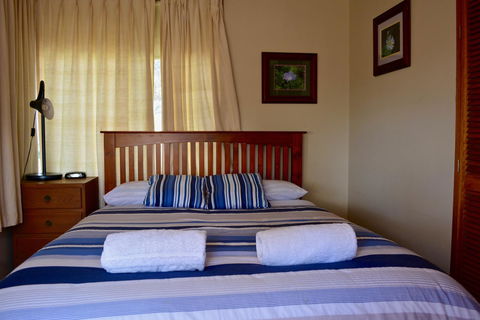 Dolphinview - Accommodation Asia 6