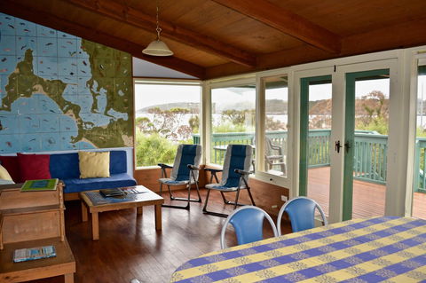 Dolphinview - Accommodation Asia 2