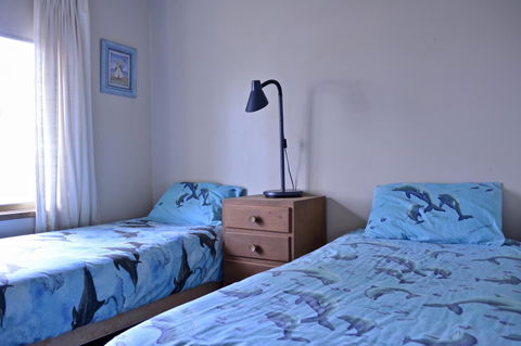 Dolphinview - Accommodation Asia 7