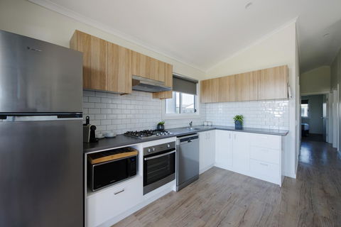 Discovery Parks - West Beach Parks - Accommodation Asia 25