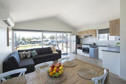 Discovery Parks - West Beach Parks - Accommodation Asia 24