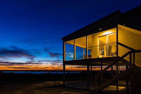 Southern Ocean Lookout - Accommodation Asia 0