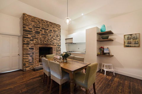 Jacobs Estate Cottage - Accommodation China 5