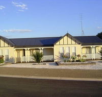 Moontana - Accommodation Asia