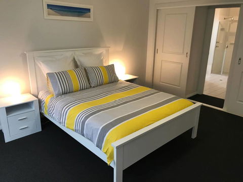 Moontana - Accommodation Asia 6