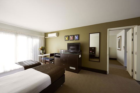 Station Motel - Accommodation Asia 10