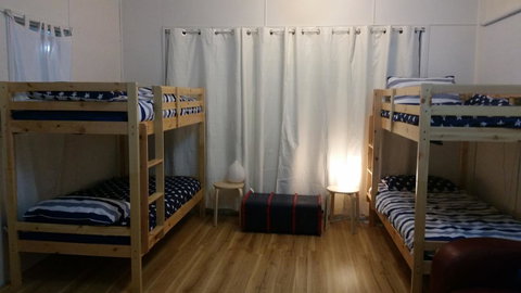 The Sandland Shack - Accommodation Guide 8