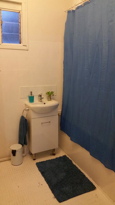 The Sandland Shack - Accommodation Guide 7