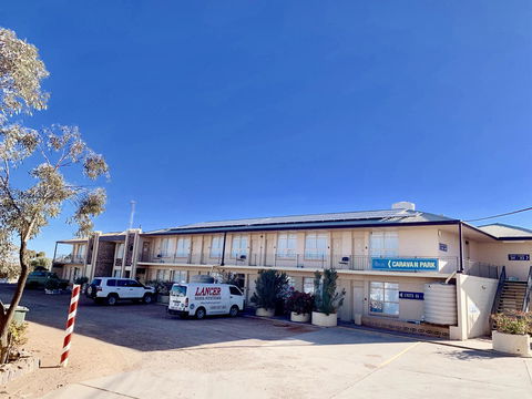 Opal Inn Hotel, Motel, Caravan Park - Accommodation Asia 36