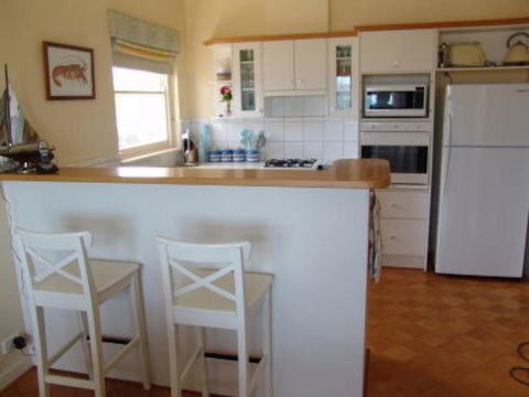 Baywater - Accommodation Asia 8