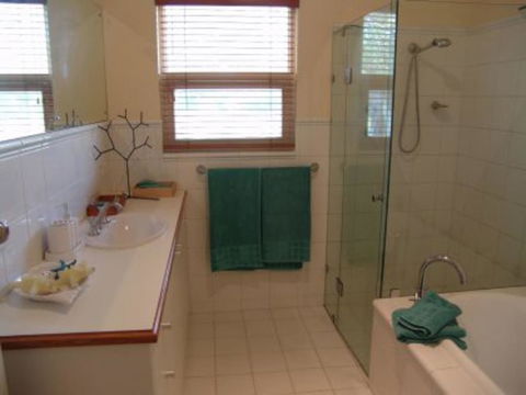 Baywater - Accommodation Asia 10