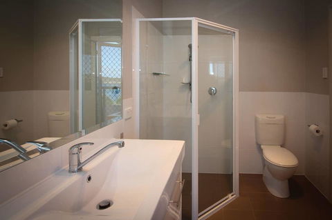 Waterfront On Osprey - Accommodation Asia 23