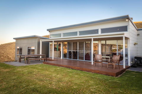 Middle River Beach House - East & West House - Accommodation Asia 22