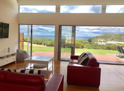 Middle River Beach House - East & West House - Accommodation Asia 20