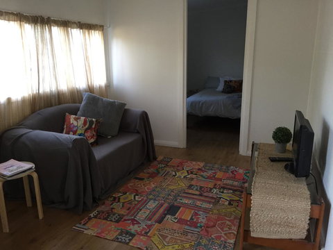 35 Trevena Road - Accommodation Asia 10