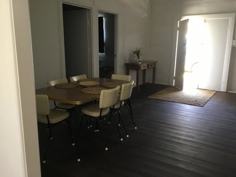 35 Trevena Road - Accommodation Asia 12