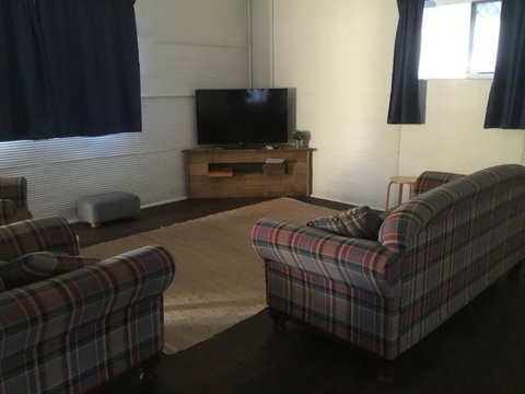 35 Trevena Road - Accommodation Asia 3