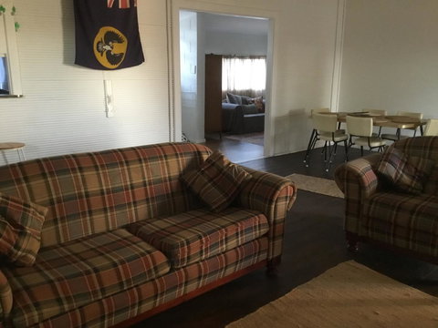 35 Trevena Road - Accommodation Asia 8