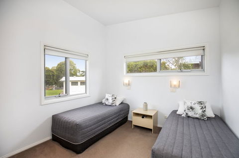 Blue Lake Holiday Park - Accommodation Asia 41