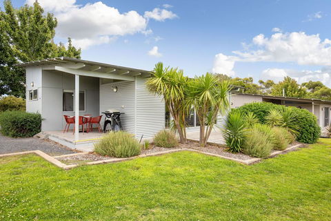 Blue Lake Holiday Park - Accommodation Asia 32