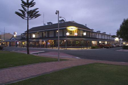 Grand Tasman Hotel - Accommodation Asia 16