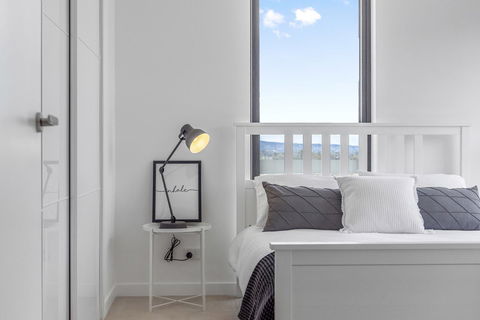 Views On Surflen - Accommodation Asia 6