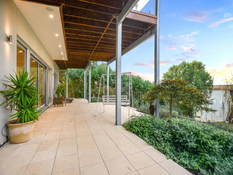 Muse On The Murray - Accommodation Asia 31