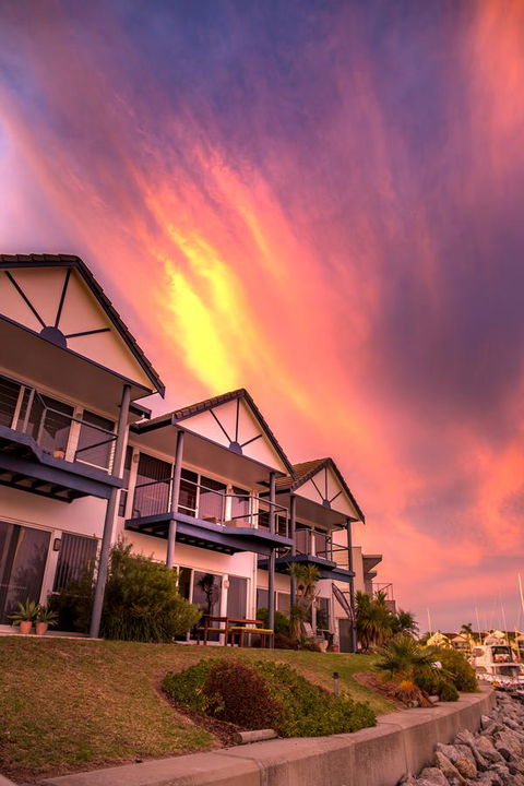 Marina Reflections - Accommodation Asia 6
