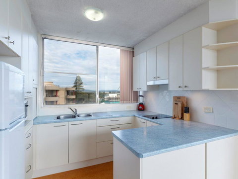 Ebbtide 25 - Accommodation Asia 8