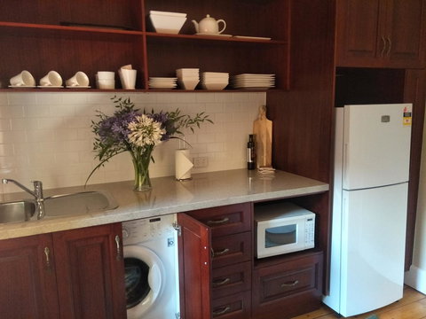 Fernweh Guesthouse - Accommodation Asia 22