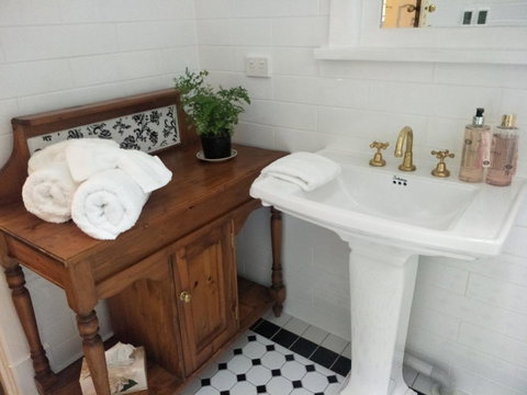 Fernweh Guesthouse - Accommodation Asia 15