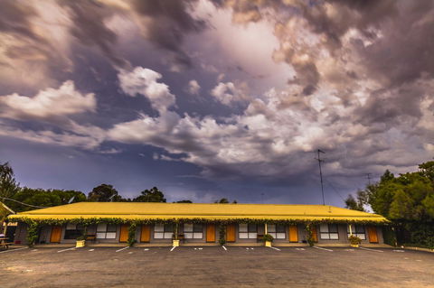 Country Roads Motor Inn Naracoorte - Accommodation Asia 40