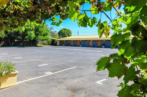 Country Roads Motor Inn Naracoorte - Accommodation Asia 30