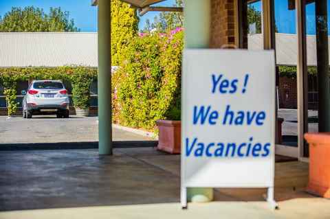 Country Roads Motor Inn Naracoorte - Accommodation Asia 22