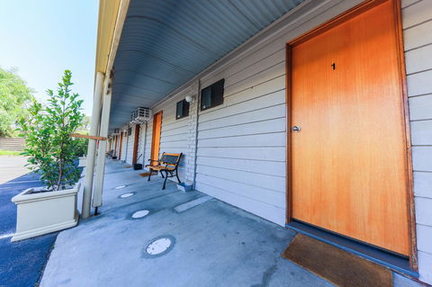 Country Roads Motor Inn Naracoorte - Accommodation Asia 31