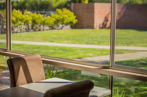Country Roads Motor Inn Naracoorte - Accommodation Asia 17