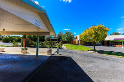 Country Roads Motor Inn Naracoorte - Accommodation Asia 38