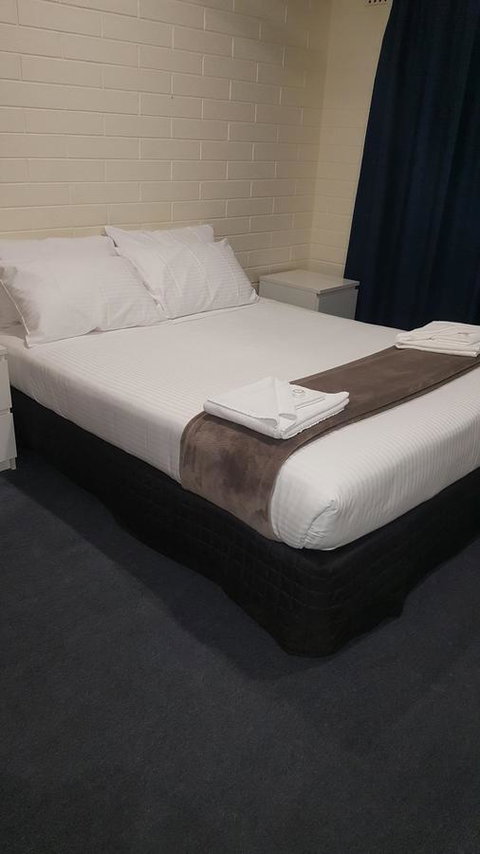 Lockleys Hotel - Accommodation Guide 6