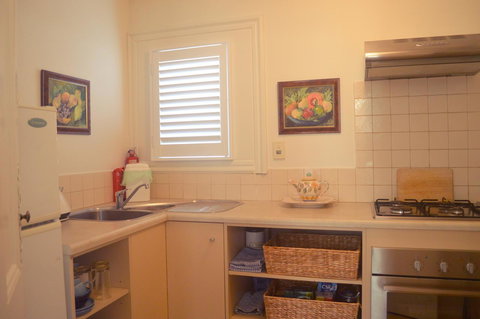 Athelney Cottage Bed And Breakfast - Accommodation Asia 25