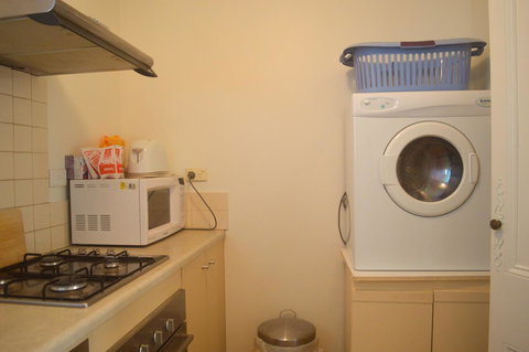 Athelney Cottage Bed And Breakfast - Accommodation Asia 22