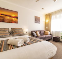 Ocean Sunset Glenelg Central Studios - Accommodation Guide