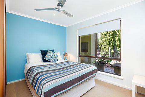 Red Door - Accommodation Asia 8