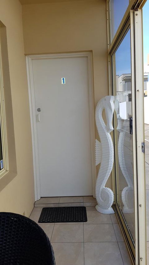 Acaill Accommodation Esplanade Living Self Check-In Self Check-Out - Accommodation Guide 42