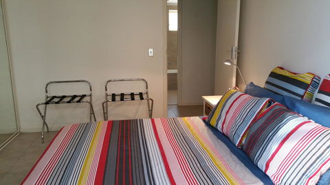 Acaill Accommodation Esplanade Living Self Check-In Self Check-Out - Accommodation Guide 24
