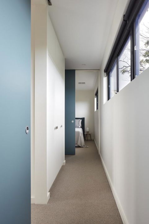 Swainson On Castle - Accommodation Asia 12